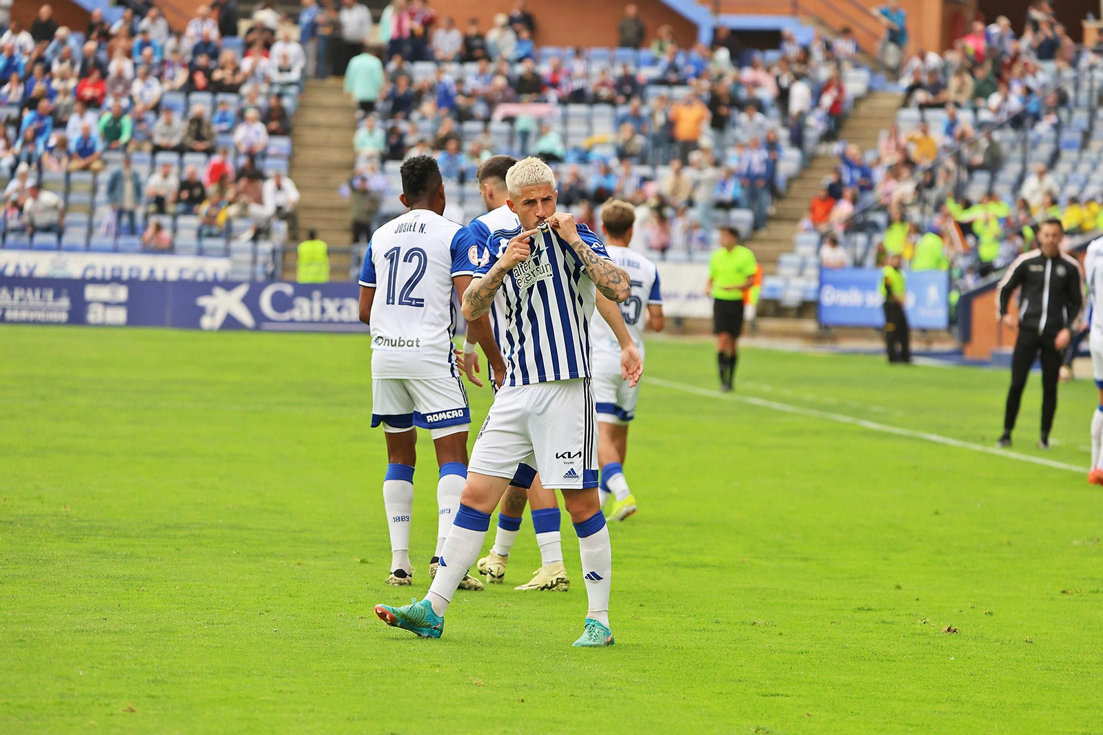 Imágenes del encuentro entre el Recreativo de Huelva y la AD Mérida