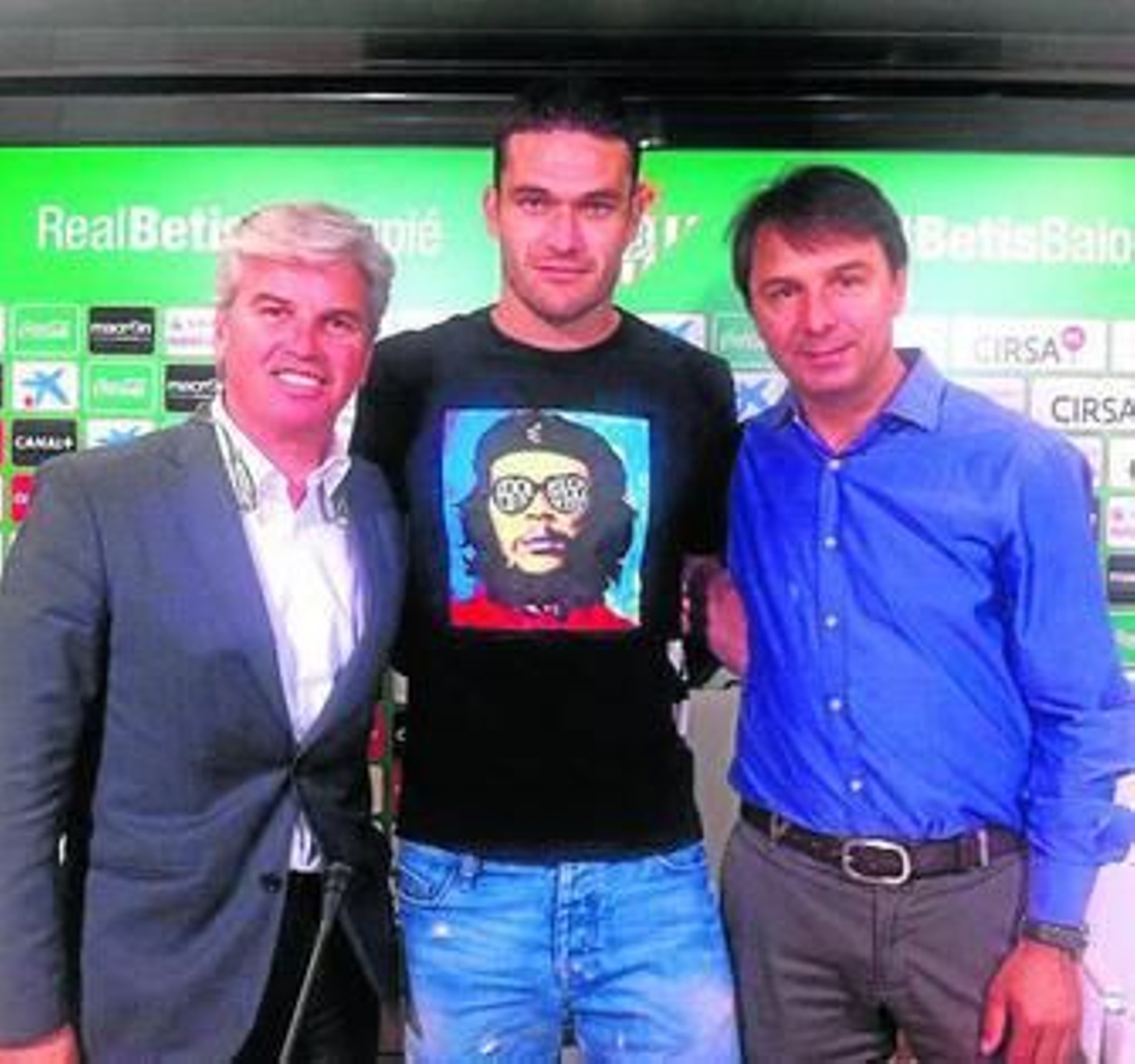 Jorge Molina, junto a Miguel Guillén y Vlada Stosic.