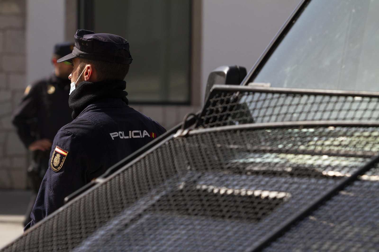 Un agente de la Policía Nacional en Córdoba.