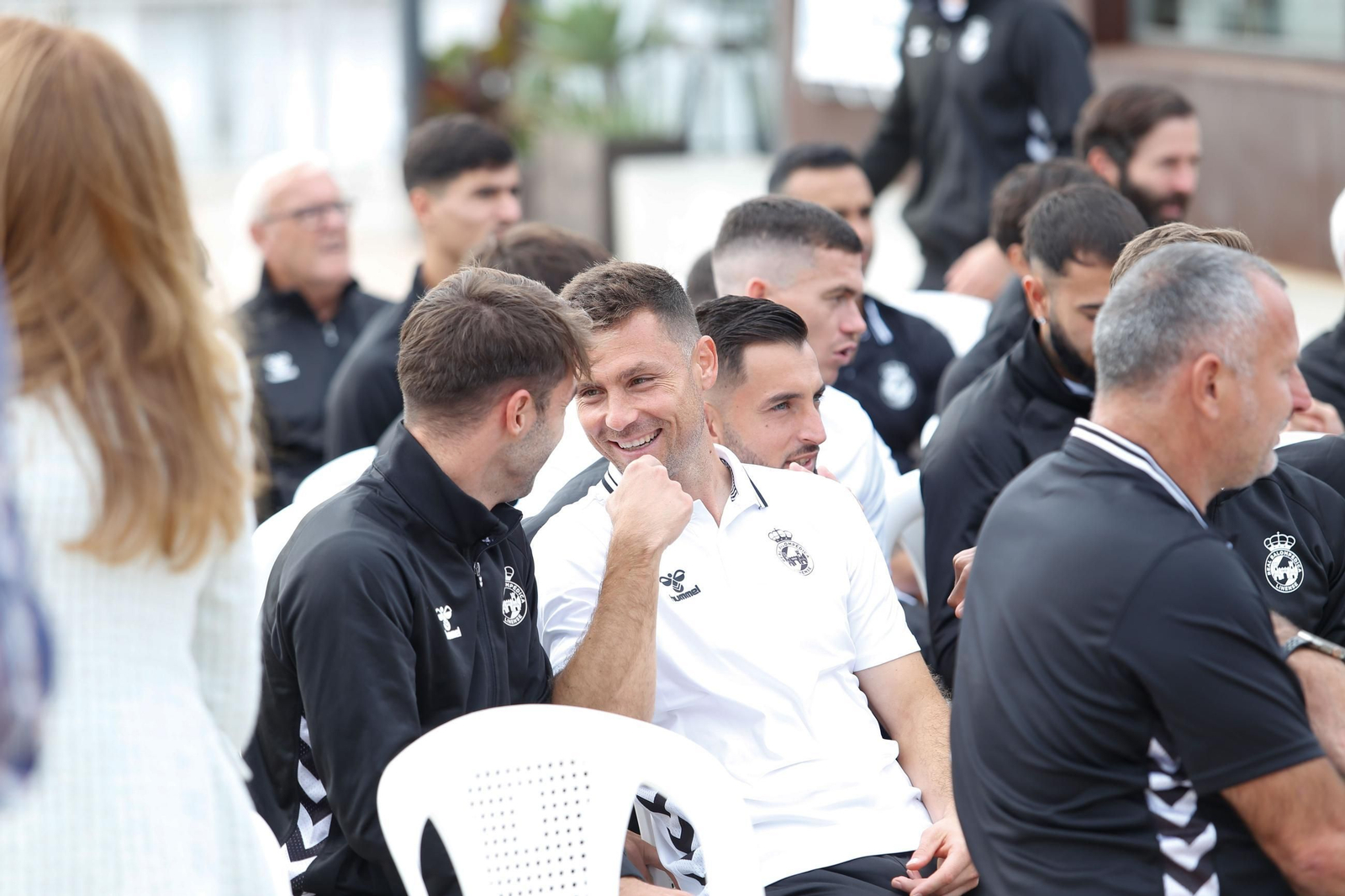 Las fotos de la presentación del nuevo autocar de la Balona