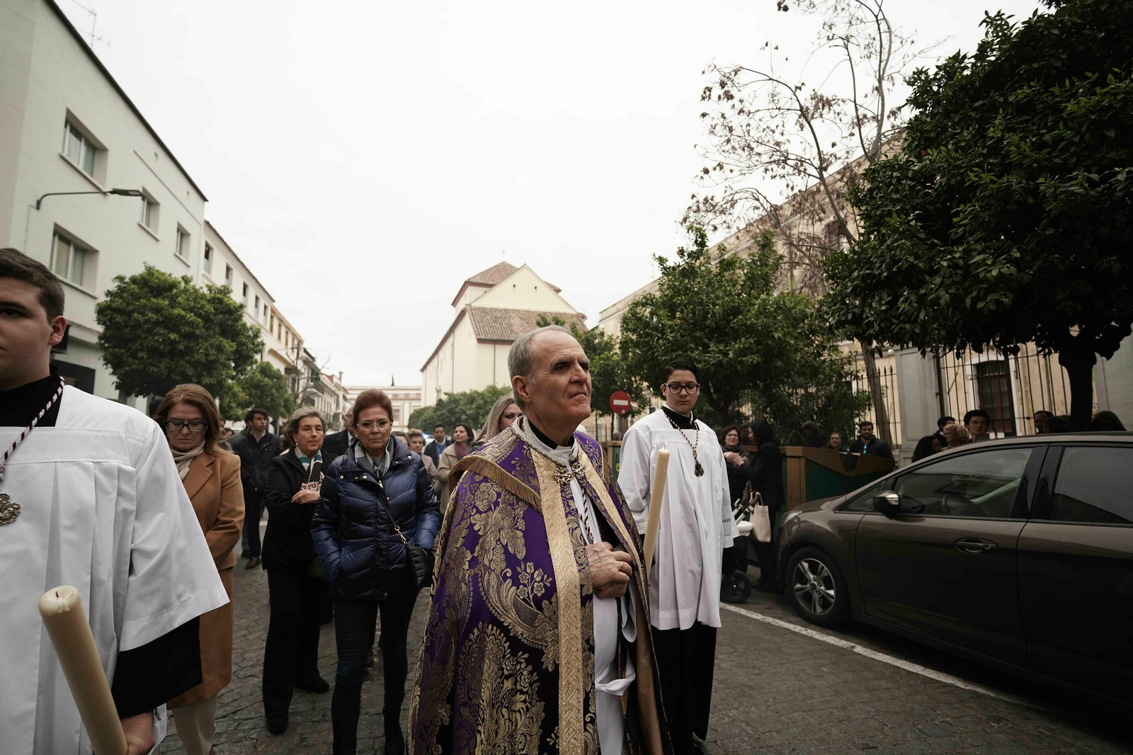 El Vía Crucis de las Cofradías 2020, en fotos