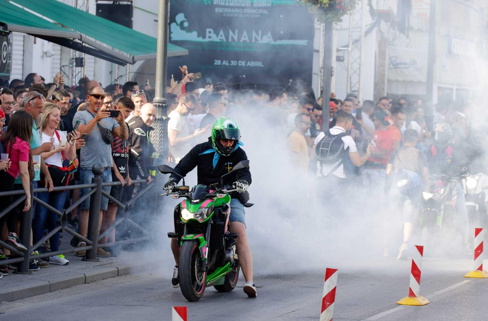 El viernes de motorada en El Puerto, en imágenes