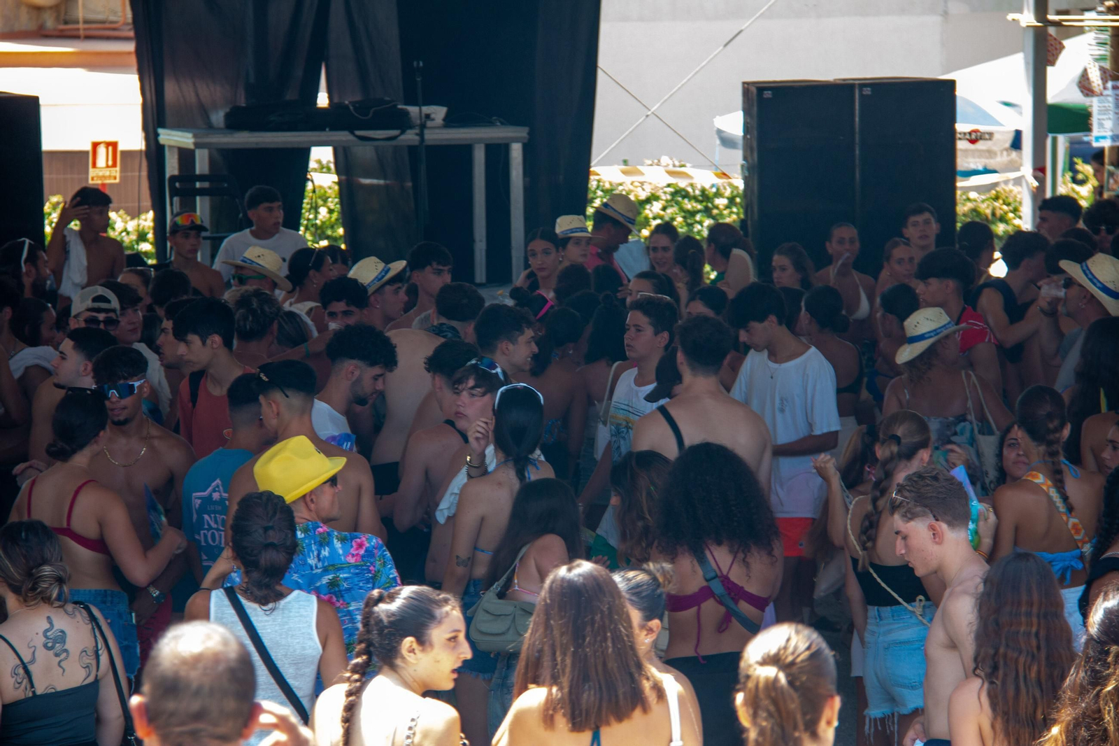 Así se han inaugurado las celebraciones más esperadas del verano en la Costa Tropical de Granada: las mejores fotos