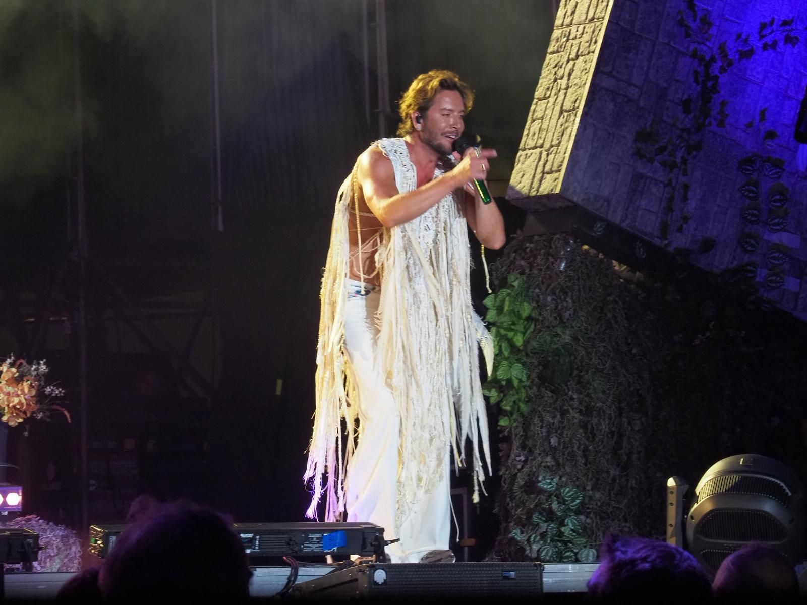 Las mejores imágenes del concierto de Manuel Carrasco en Isla Cristina