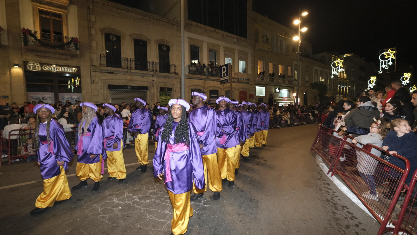 Imágenes de la Cabalgata de los Reyes Magos en Almería