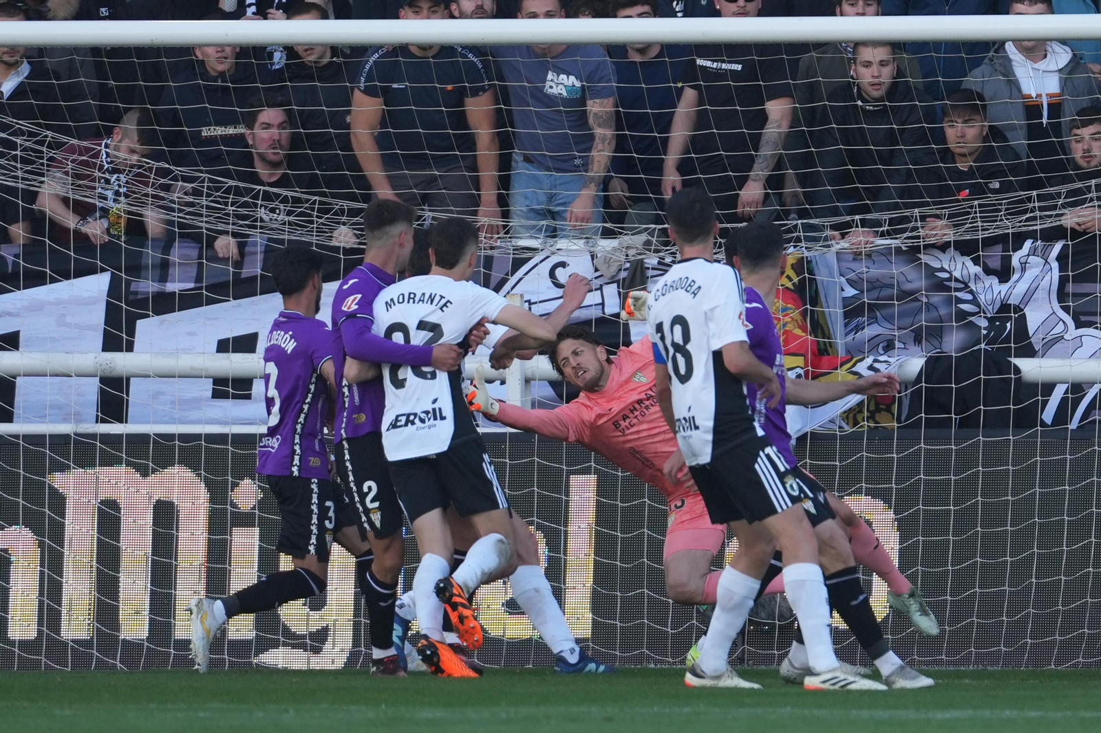 Las mejores fotos del Burgos CF - Córdoba CF en El Plantío