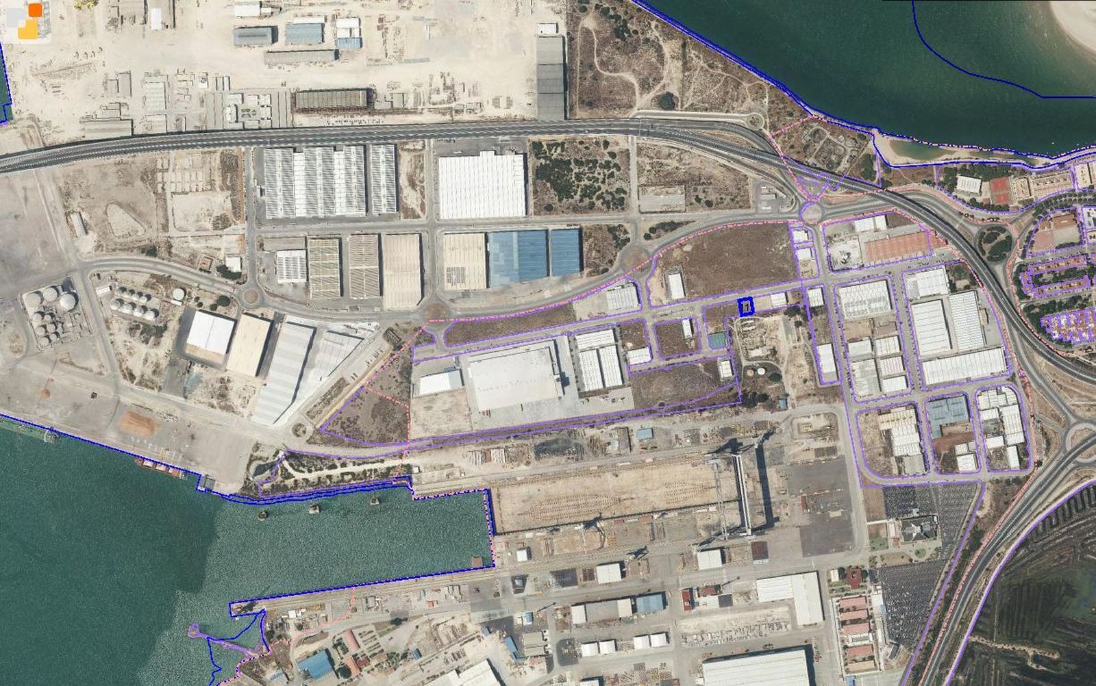 Zona del Polígono Astilleros de Puerto Real donde están a la venta las parcelas