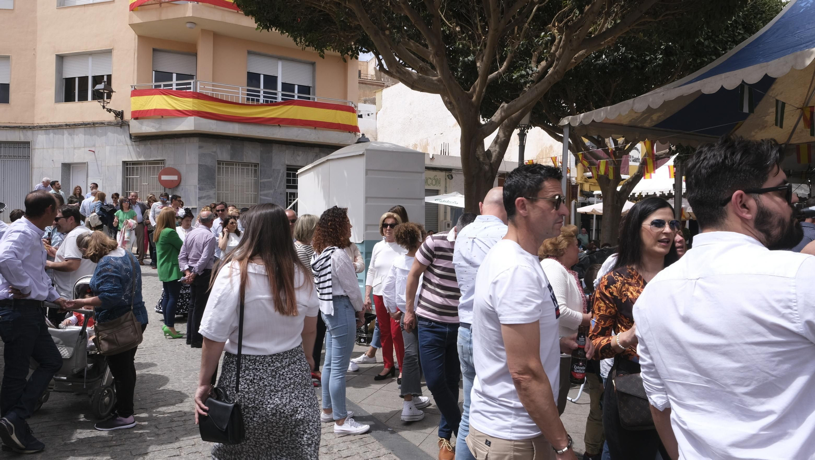 Imágenes de la paella popular en las Fiestas de Canjáyar