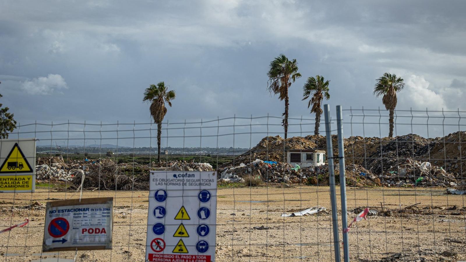 Obras paradas en La Magdalena.