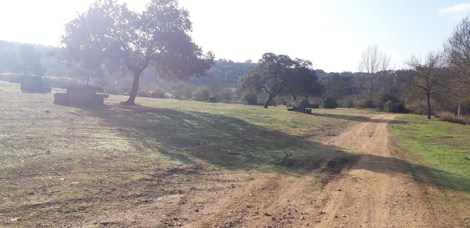 Es el momento de regresar. Se pasa por un merendero.