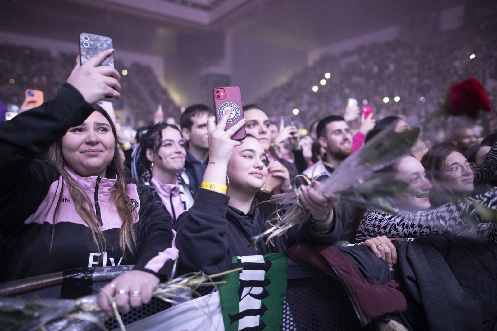 El Palacio estalla al son de Dellafuente, en imágenes
