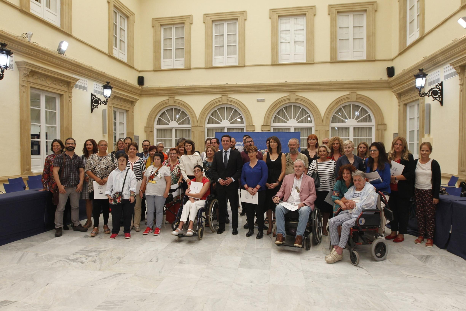 Fotogalería entrega subvenciones de Diputación de Almería a asociaciones Consejo Provincial de Familia