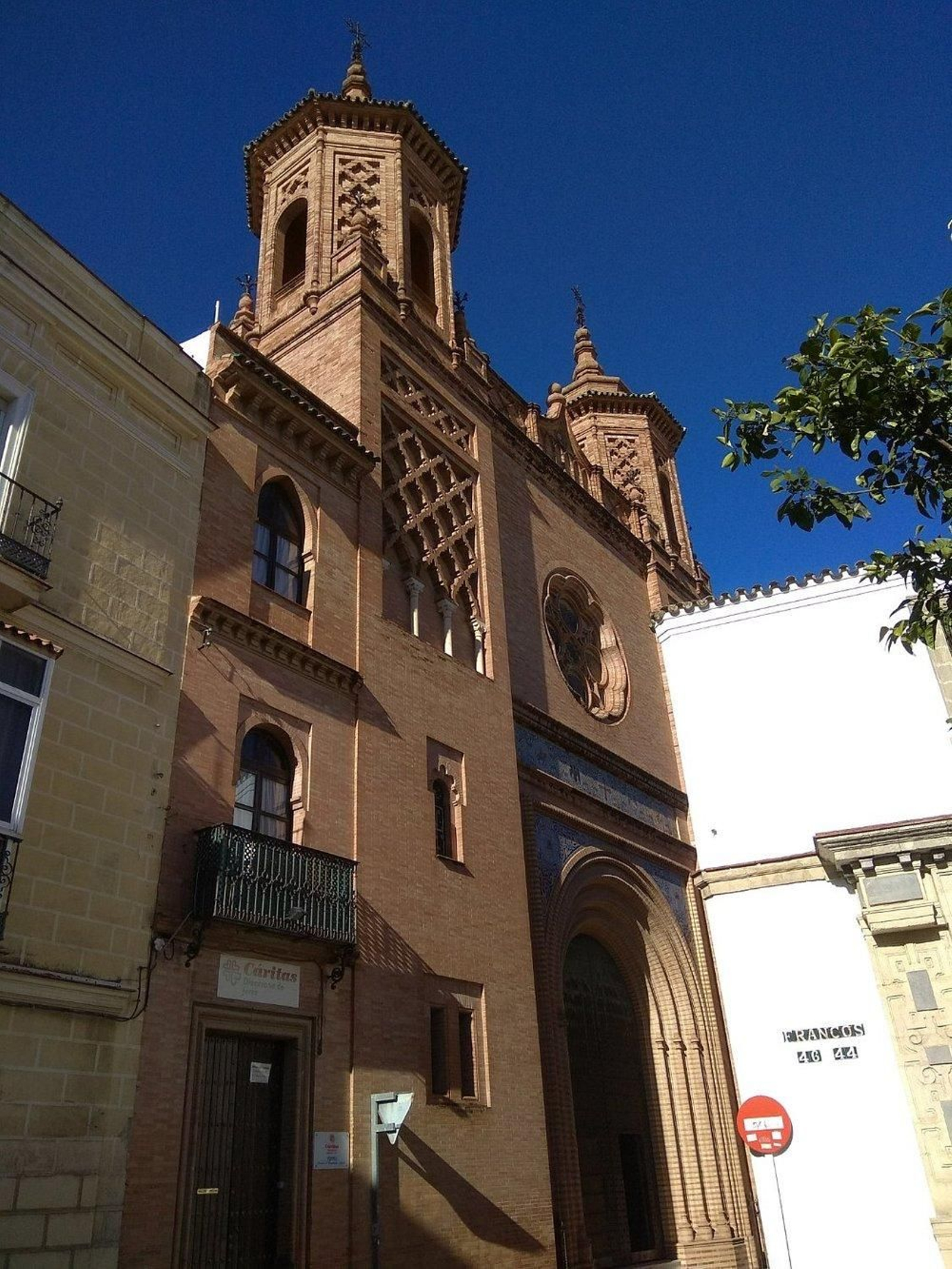 Fachada del Convento de Las Reparadoras, en Jerez.