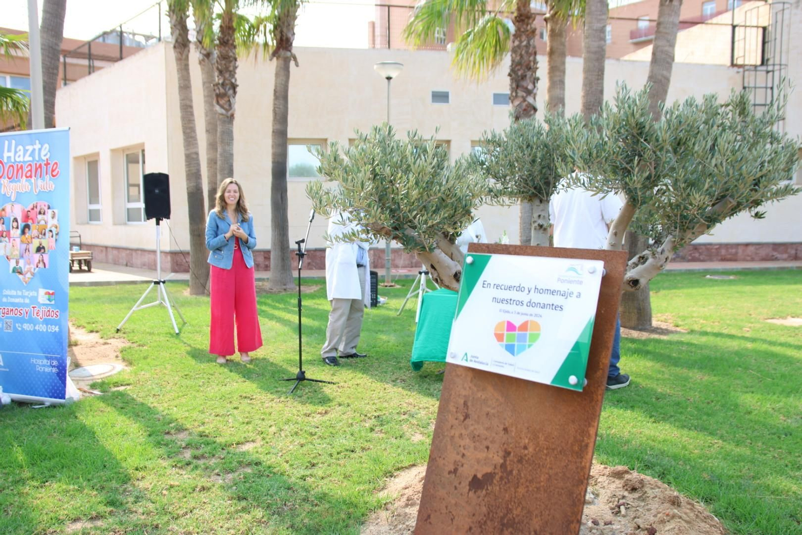 Imágenes del homenaje a los donantes de órganos y tejidos en el Hospital de Poniente