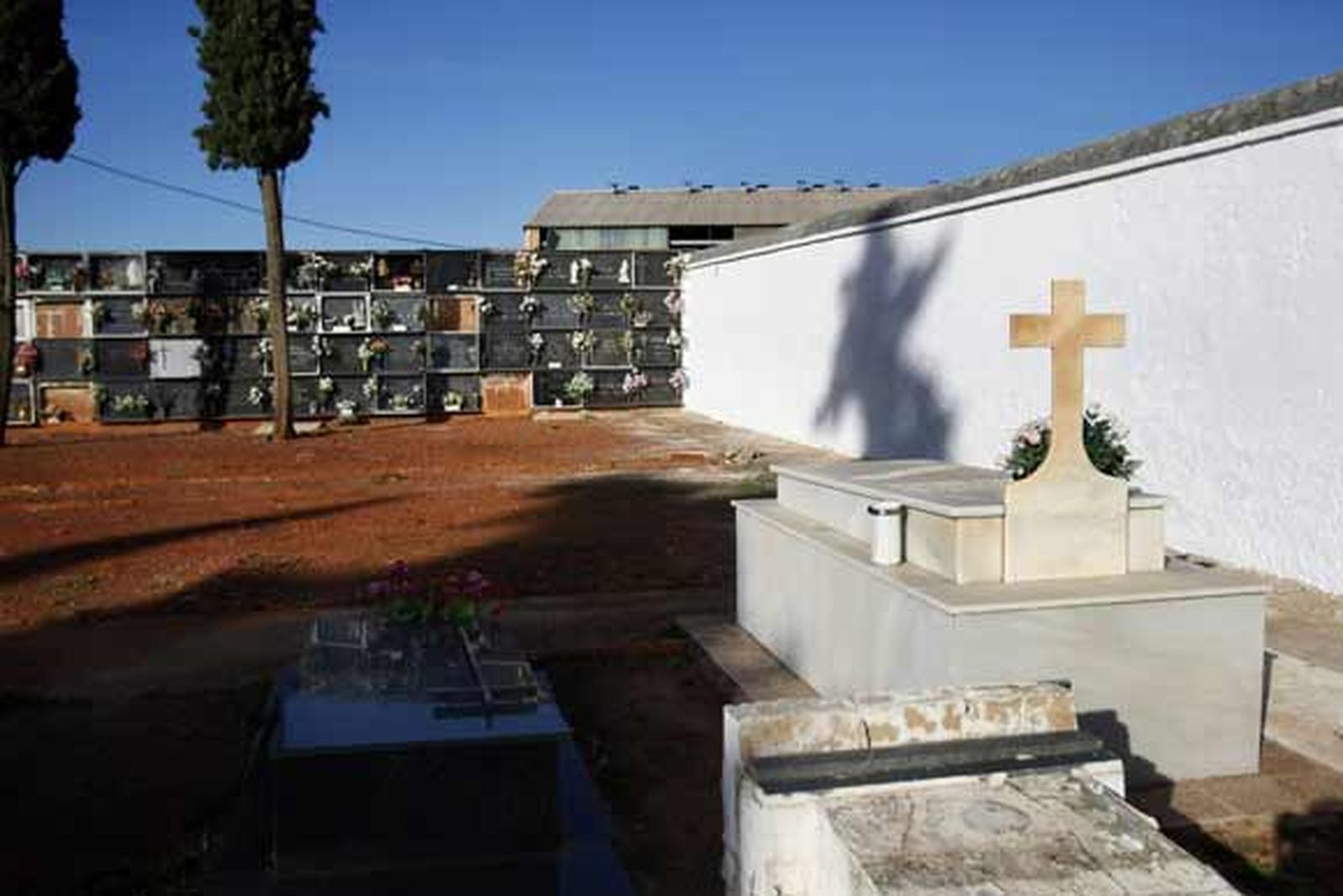 La Cuenca Minera de Huelva espera la recuperación de la explotación de Riotinto para que se le devuelva el esplendor a una comarca azotada por el paro

Foto: Fito Carreto