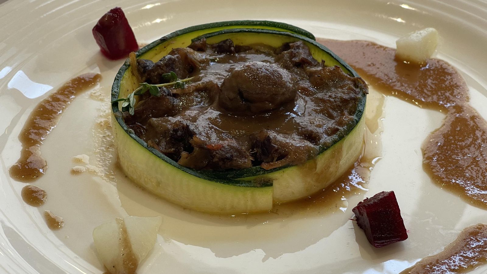 El rabo de toro nunca puede faltar.