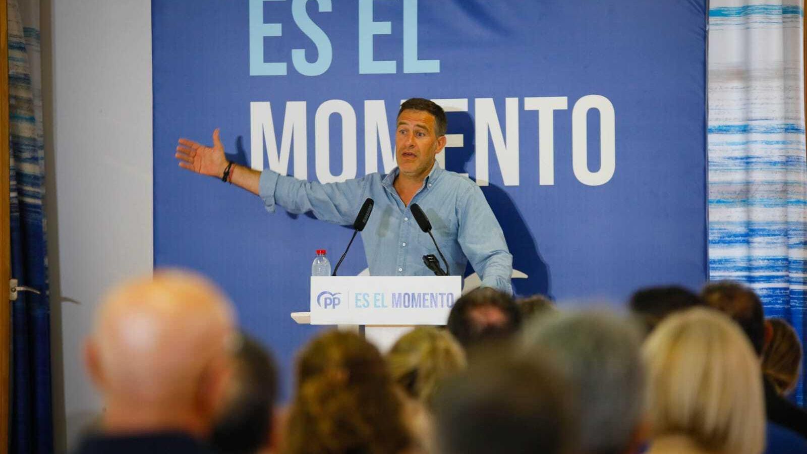 Miguel Ángel Castellón durante un acto de la campaña del PP en Almería
