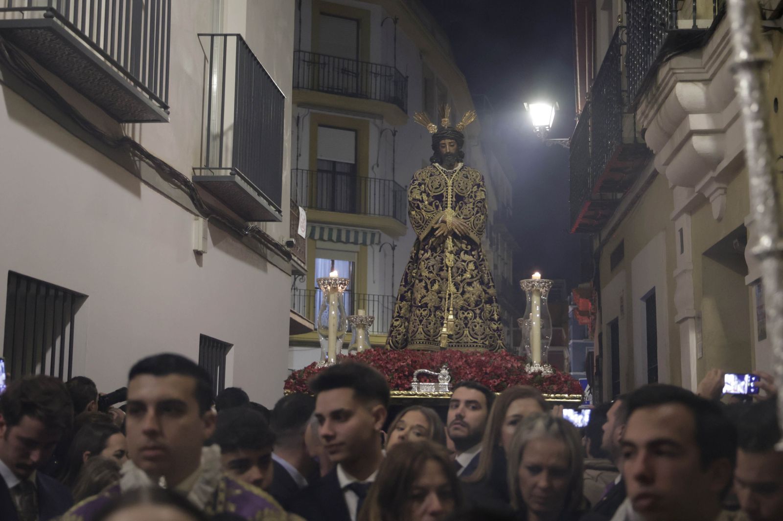 Imágenes del Vía Crucis del Señor de la Sentencia de la Macarena