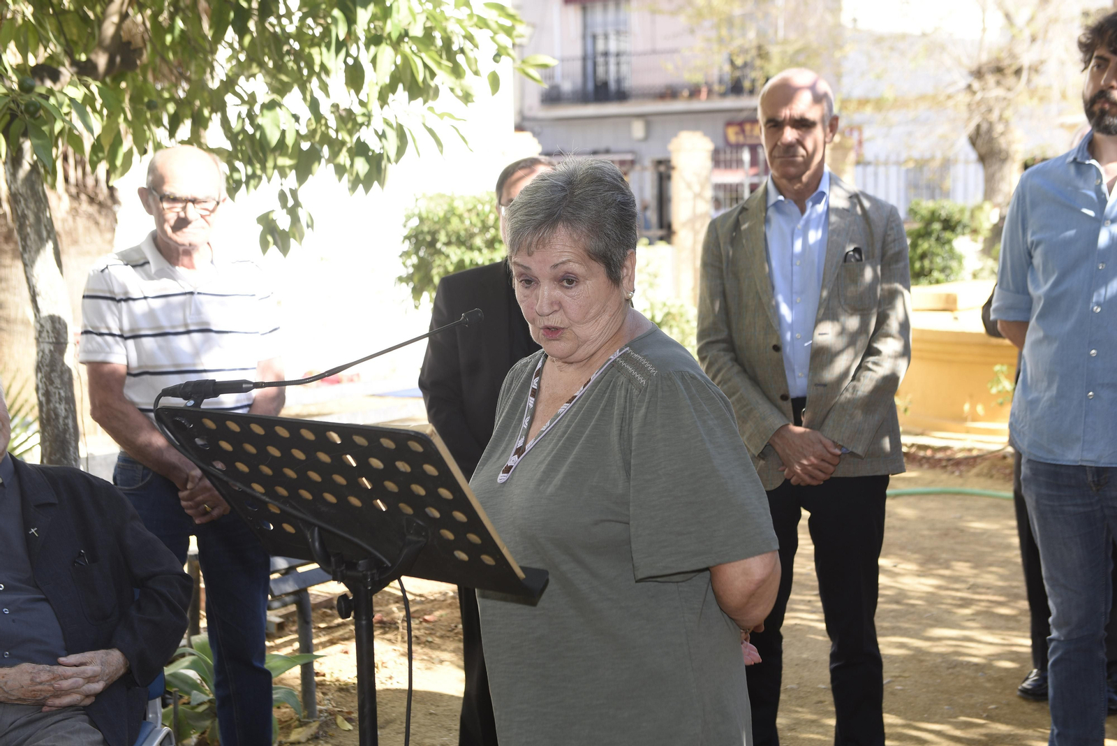 Las imágenes de la inauguración de los jardines del párroco D. Pedro Ybarra