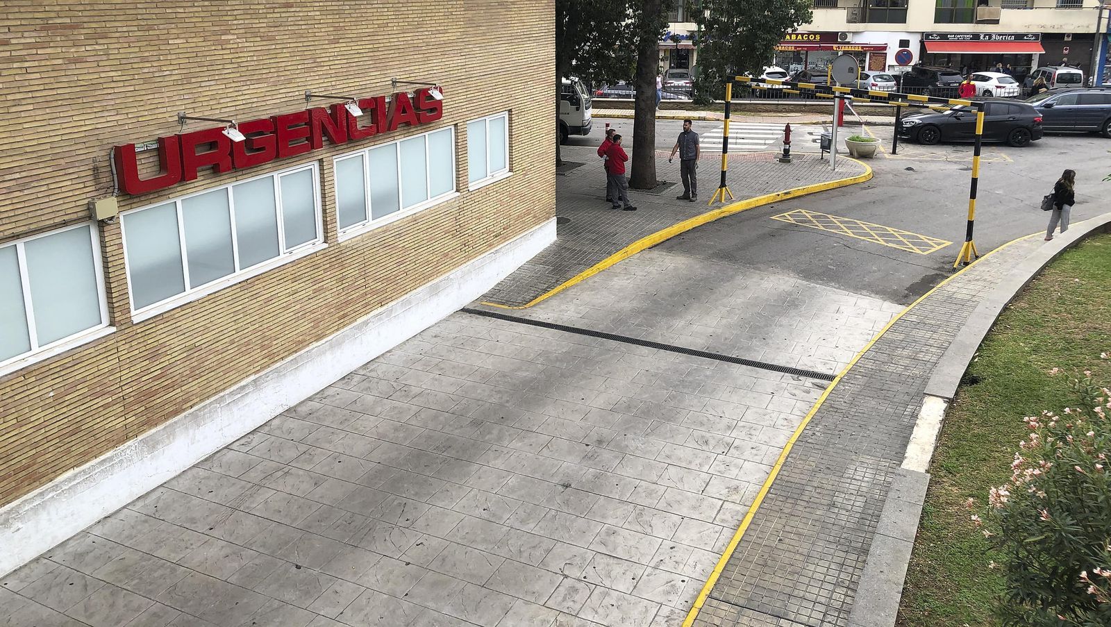 El acceso a las Urgencias del Hospital Infantil del Hospital Virgen del Rocío.