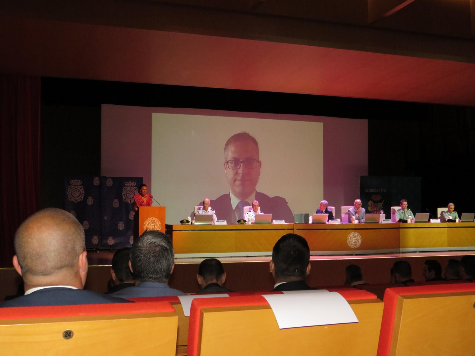 Policía y Guardia Civil premian a la seguridad privada en la UAL.