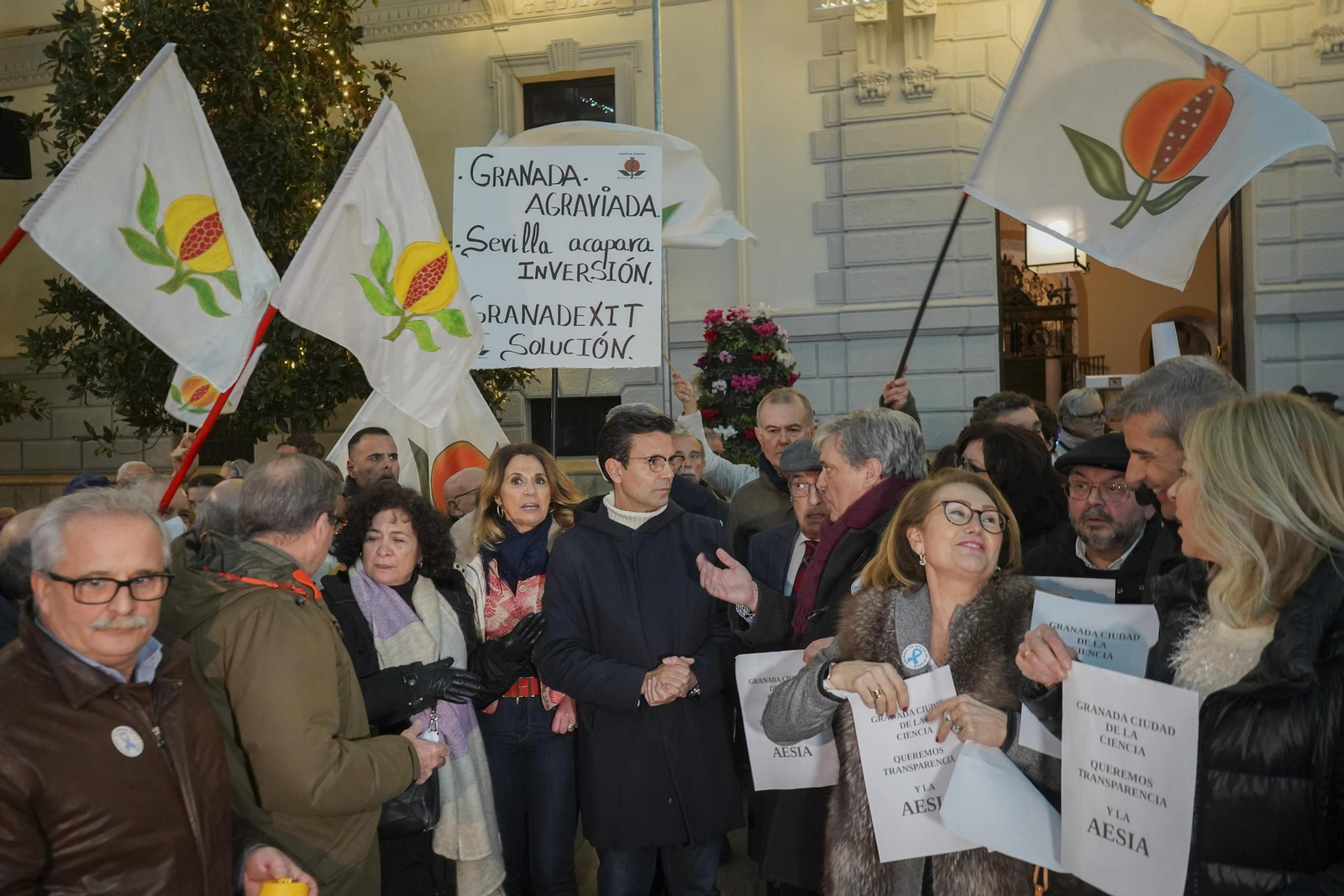 Imagen de una concentración para pedir que la AESIA llegue a Granada celebrada el pasado diciembre Imagen de una concentración para pedir que la AESIA llegue a Granada celebrada el pasado diciembre