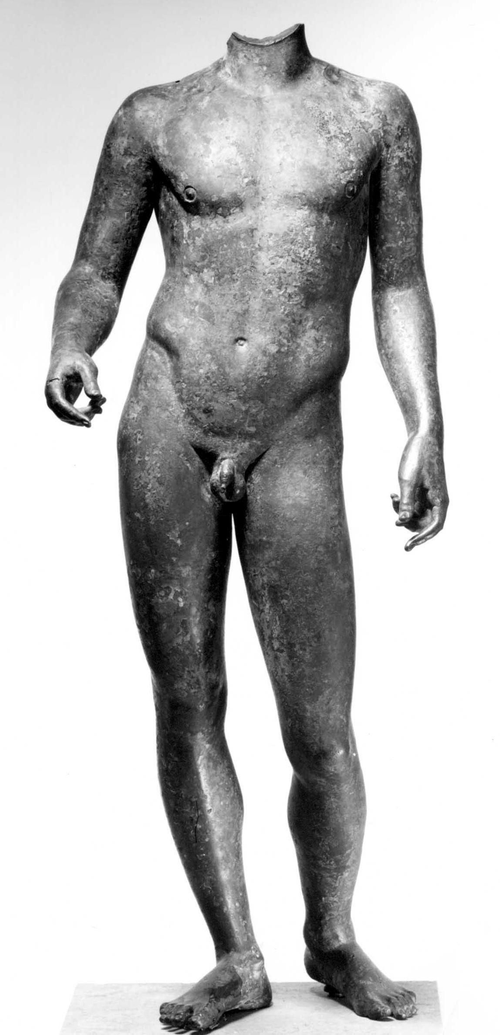 Efebo de Salamina, Museo de Pérgamo en Berl´´in. Efebo de Salamina, Museo de Pérgamo en Berl´´in.