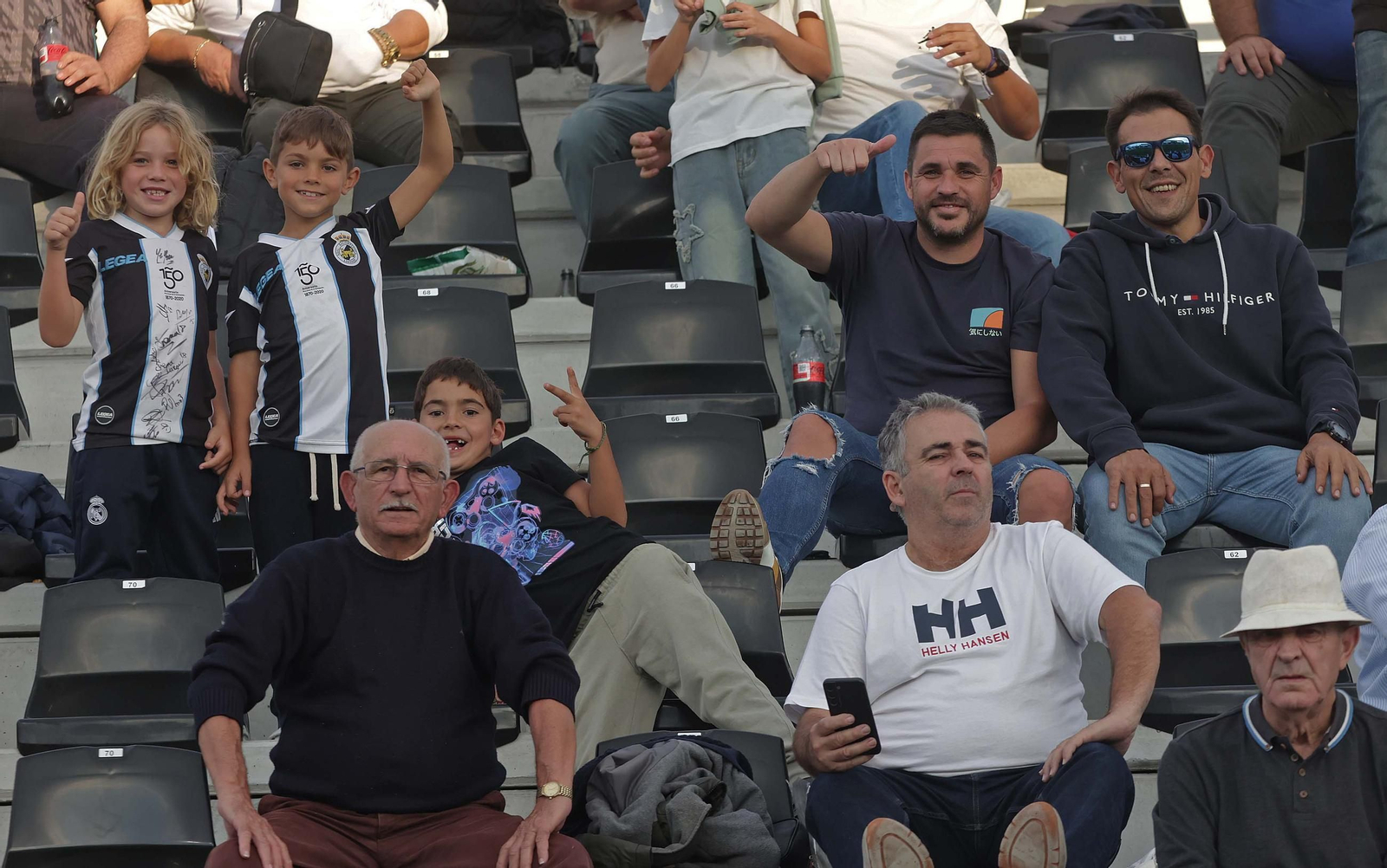 Búscate en el Ciudad de La Línea durante el Balona - Torremolinos