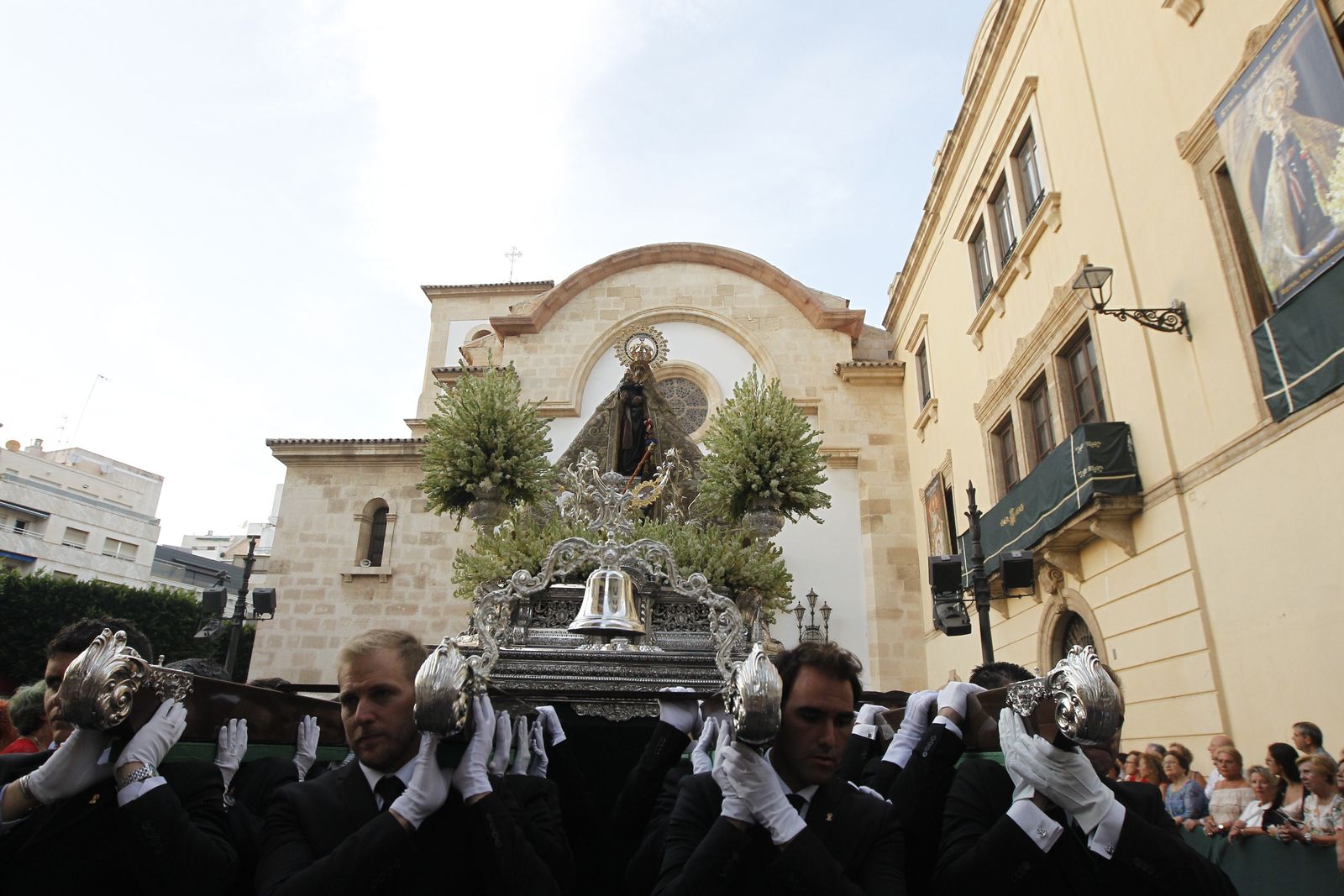Fotogalería Procesión de la Virgen del Mar. Feria de Almería 2019