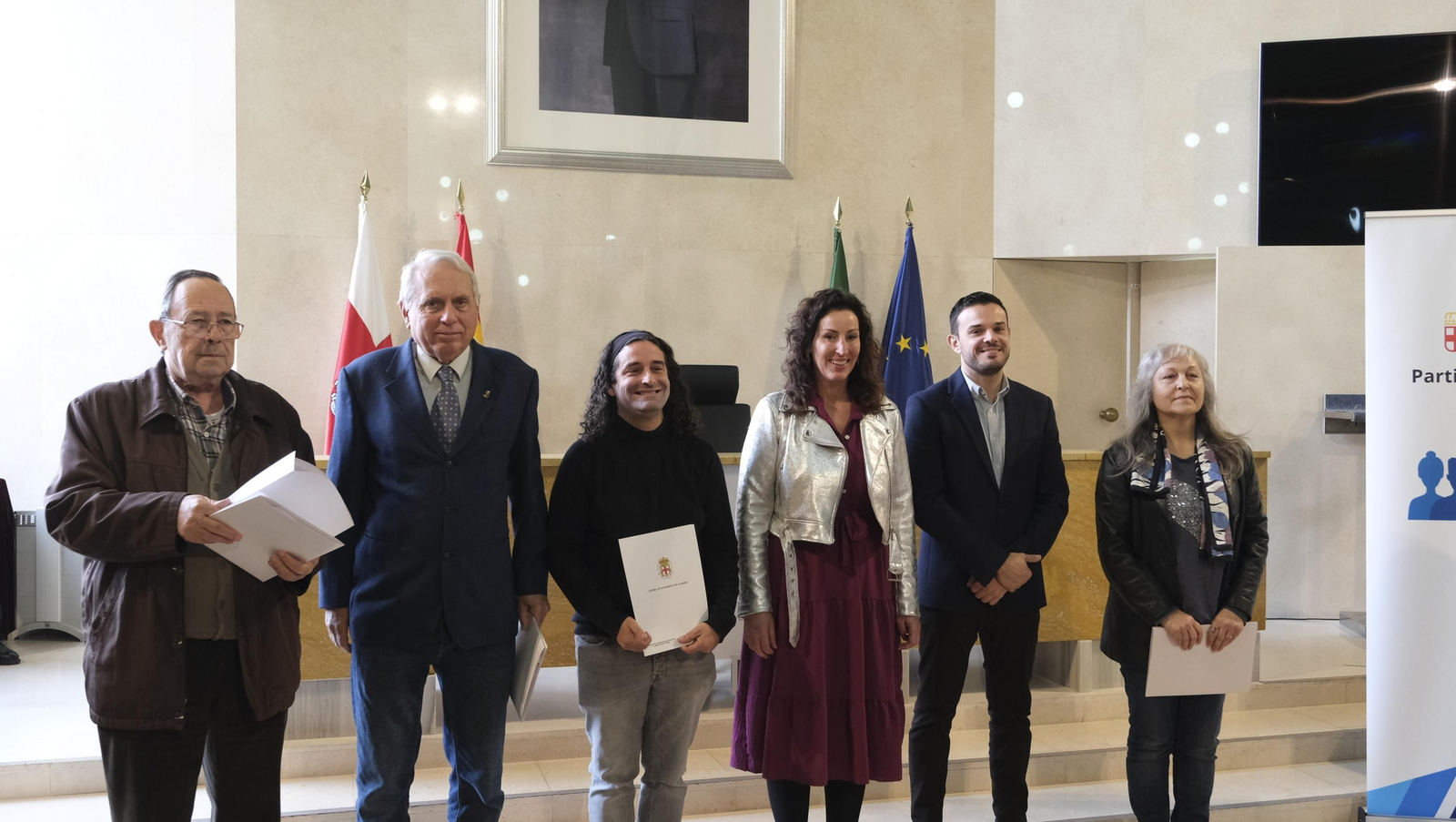 Imágenes de las entregas de subvenciones del Ayuntamiento de Almería a asociaciones de vecinos