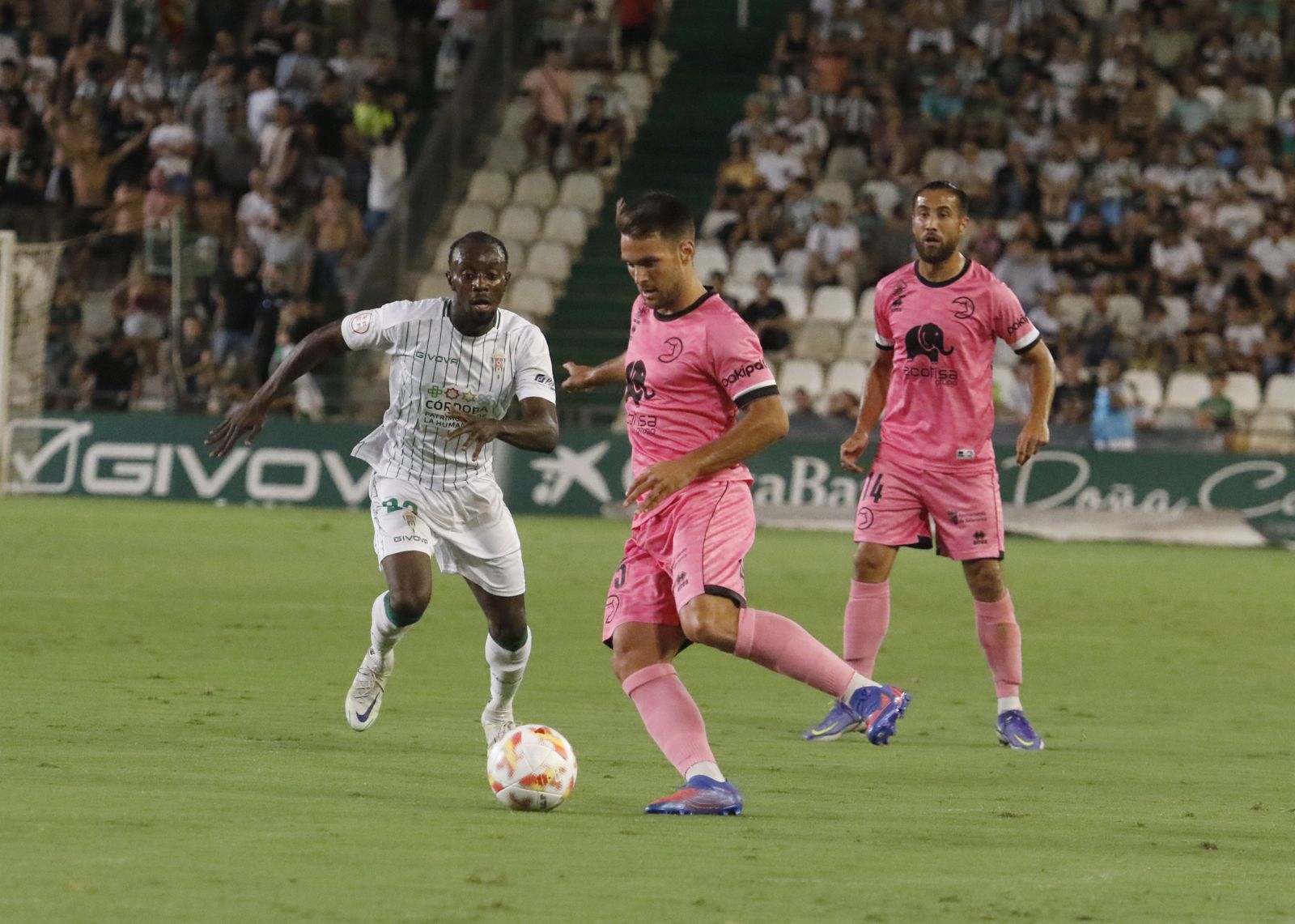 La victoria del Córdoba CF ante el Unionistas de Salamanca, en imágenes