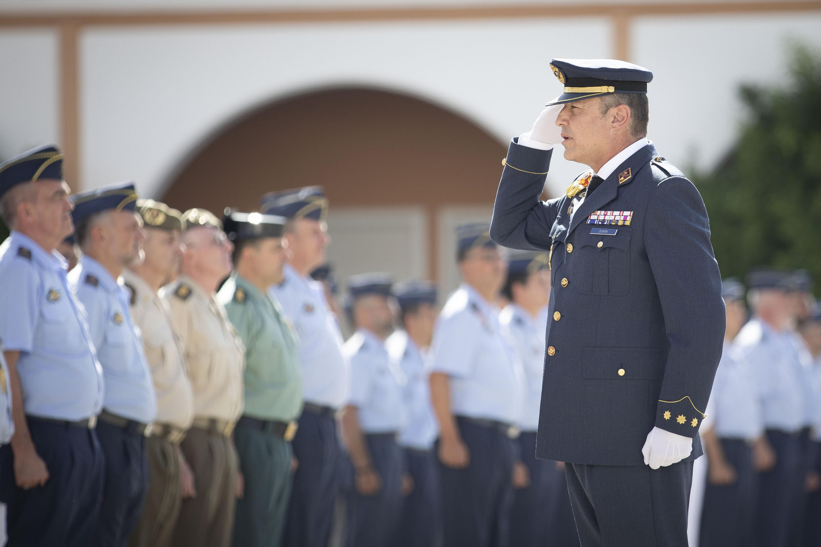 Así ha sido la toma de posesión como jefe de la Base Aérea de Armilla del coronel Miguel Durán Gálvez