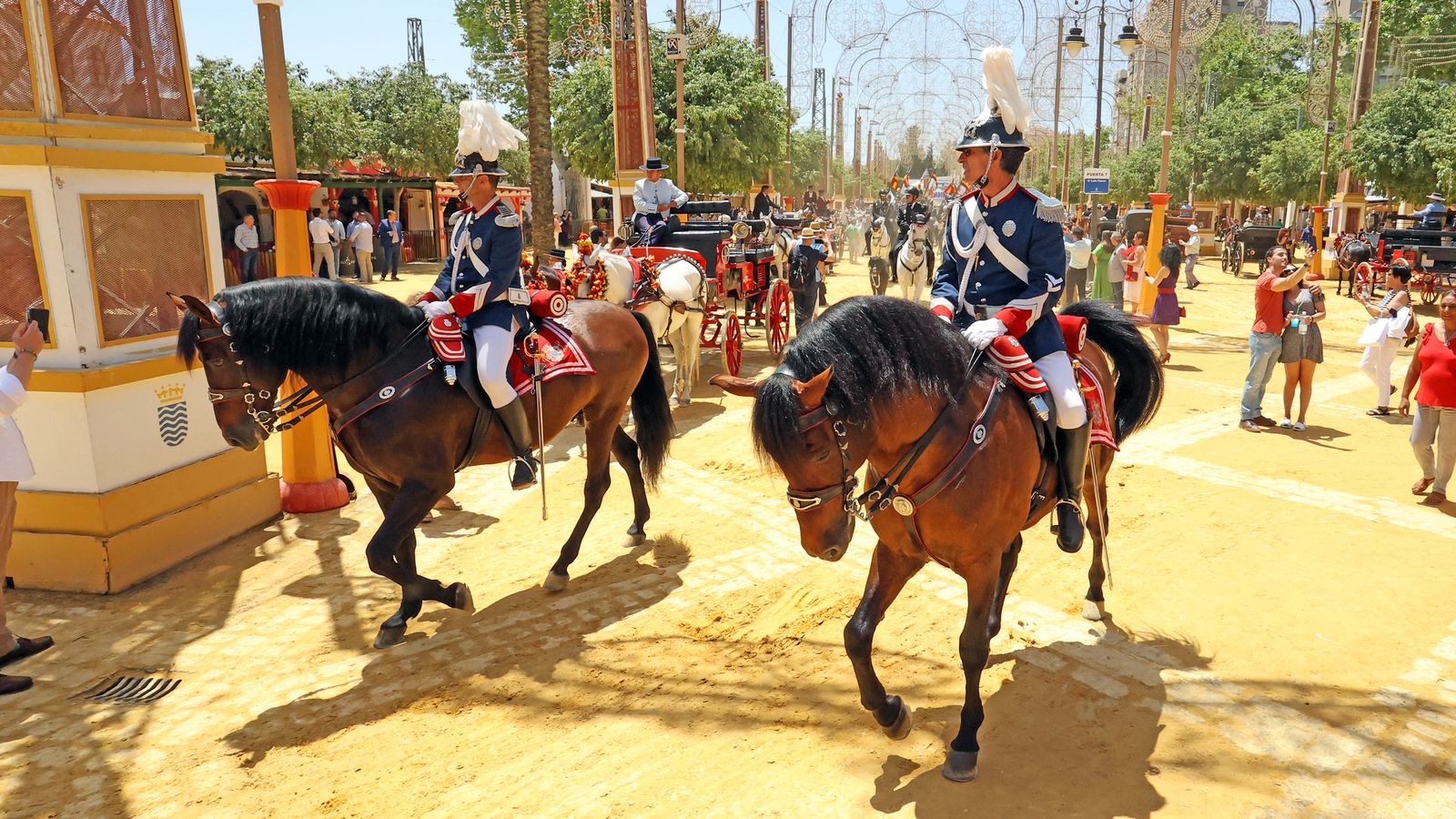 Entrega del Caballo de Oro en Jerez a la Unidad Especial de Caballería de la Policía Nacional.