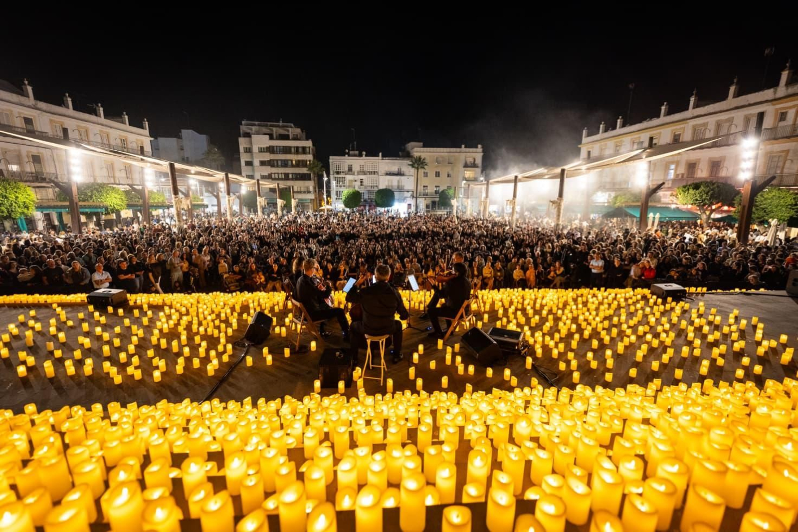 Concierto de Candelight Halloween en el atrio del Ayuntamiento de San Fernando