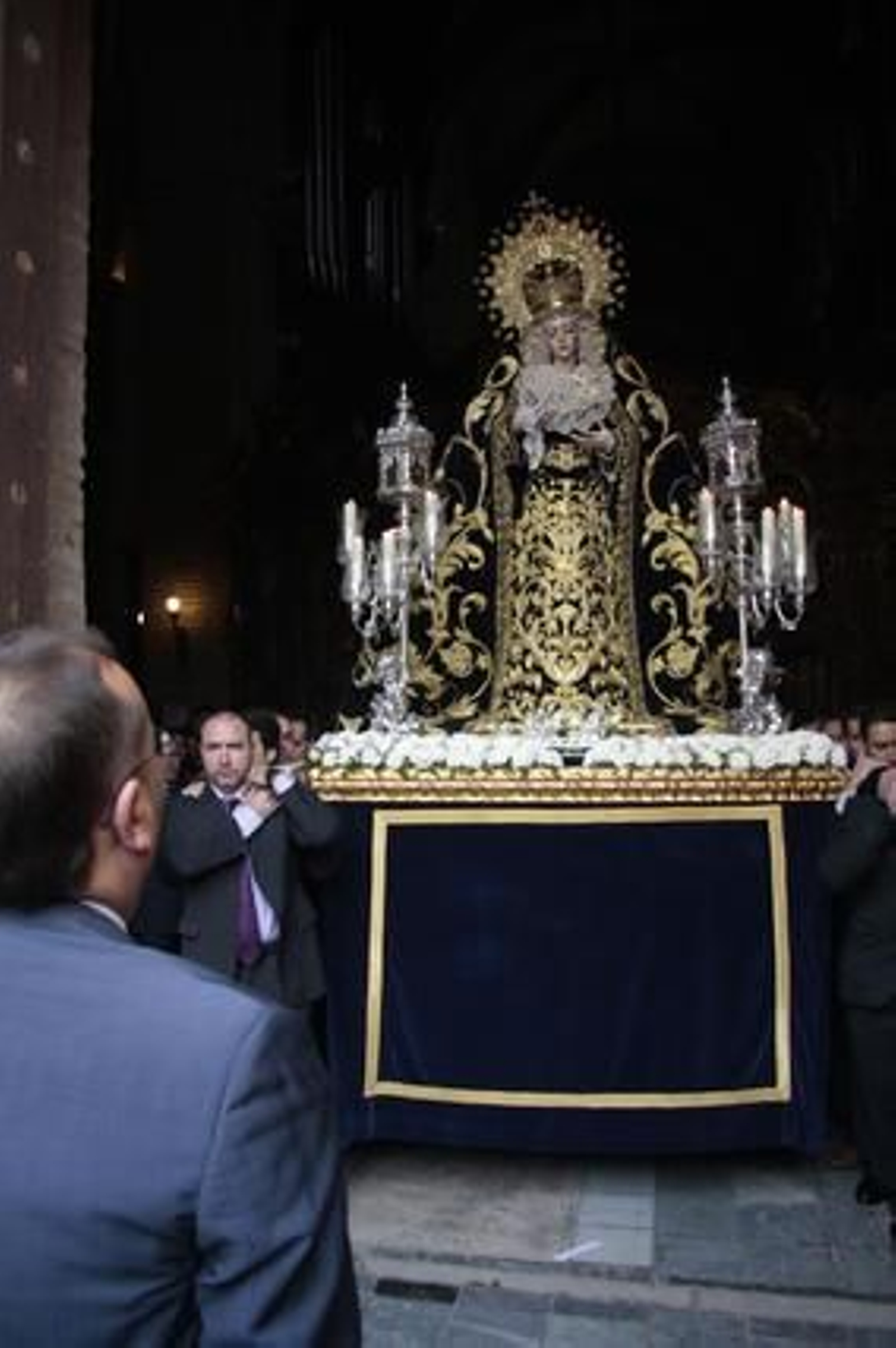 La Virgen de la Estrella saliendo de Santa Ana.

Foto: Victoria Hidalgo