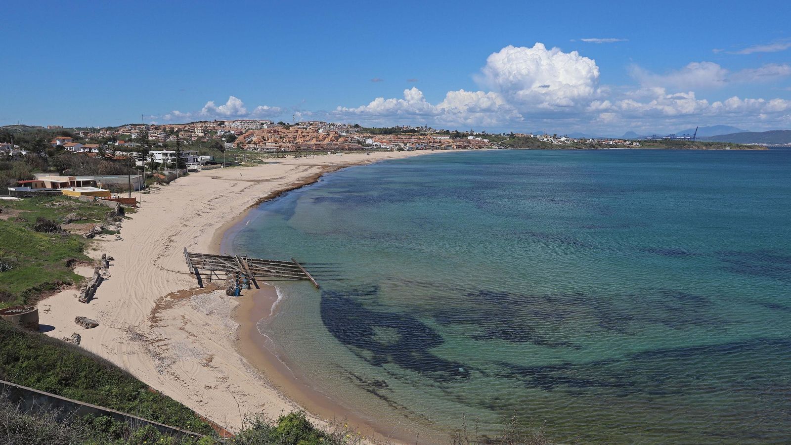 Playa de Getares vacía. Playa de Getares vacía.