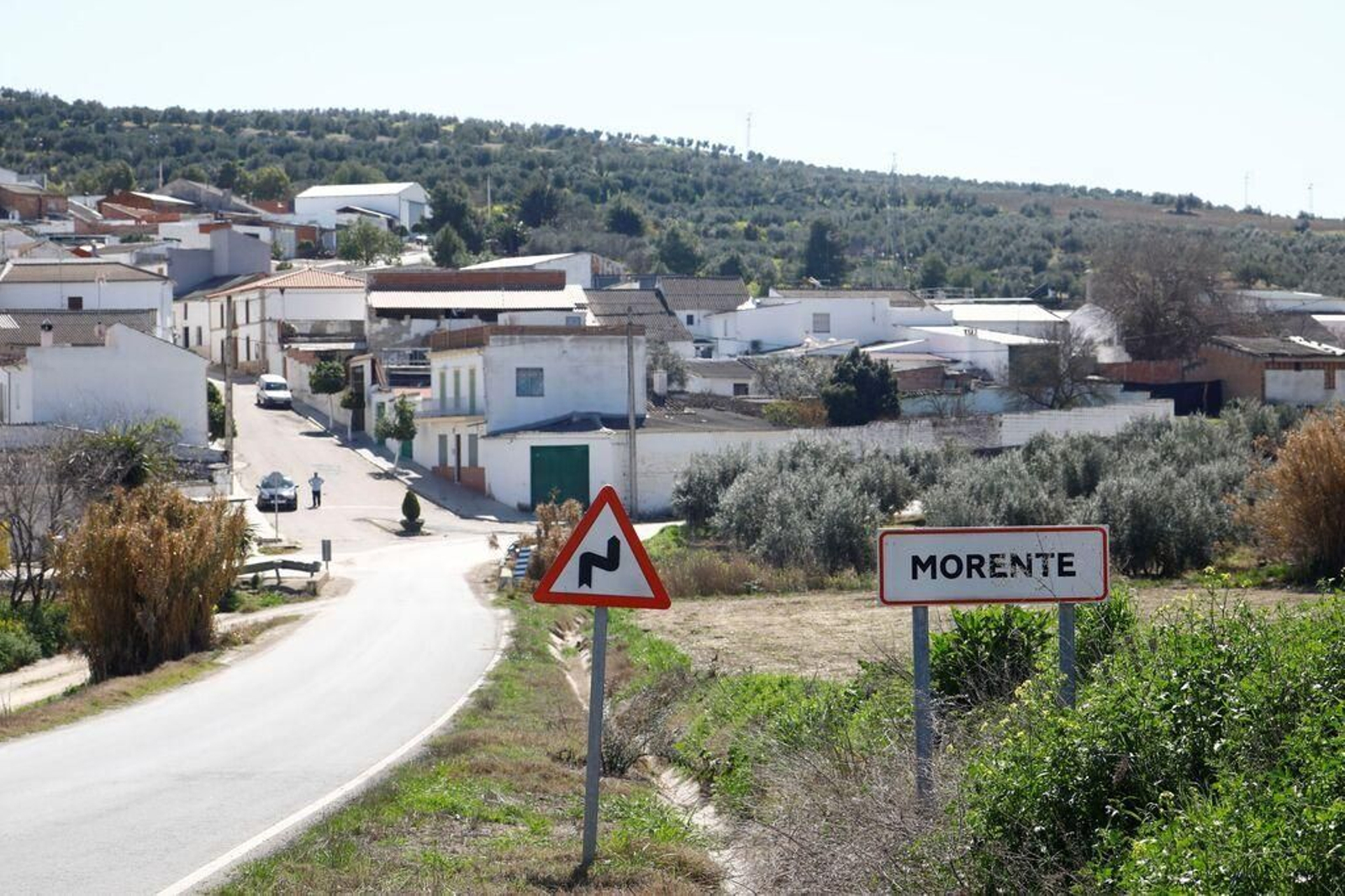 Llegada a Morente desde Pedro Abad. Llegada a Morente desde Pedro Abad.