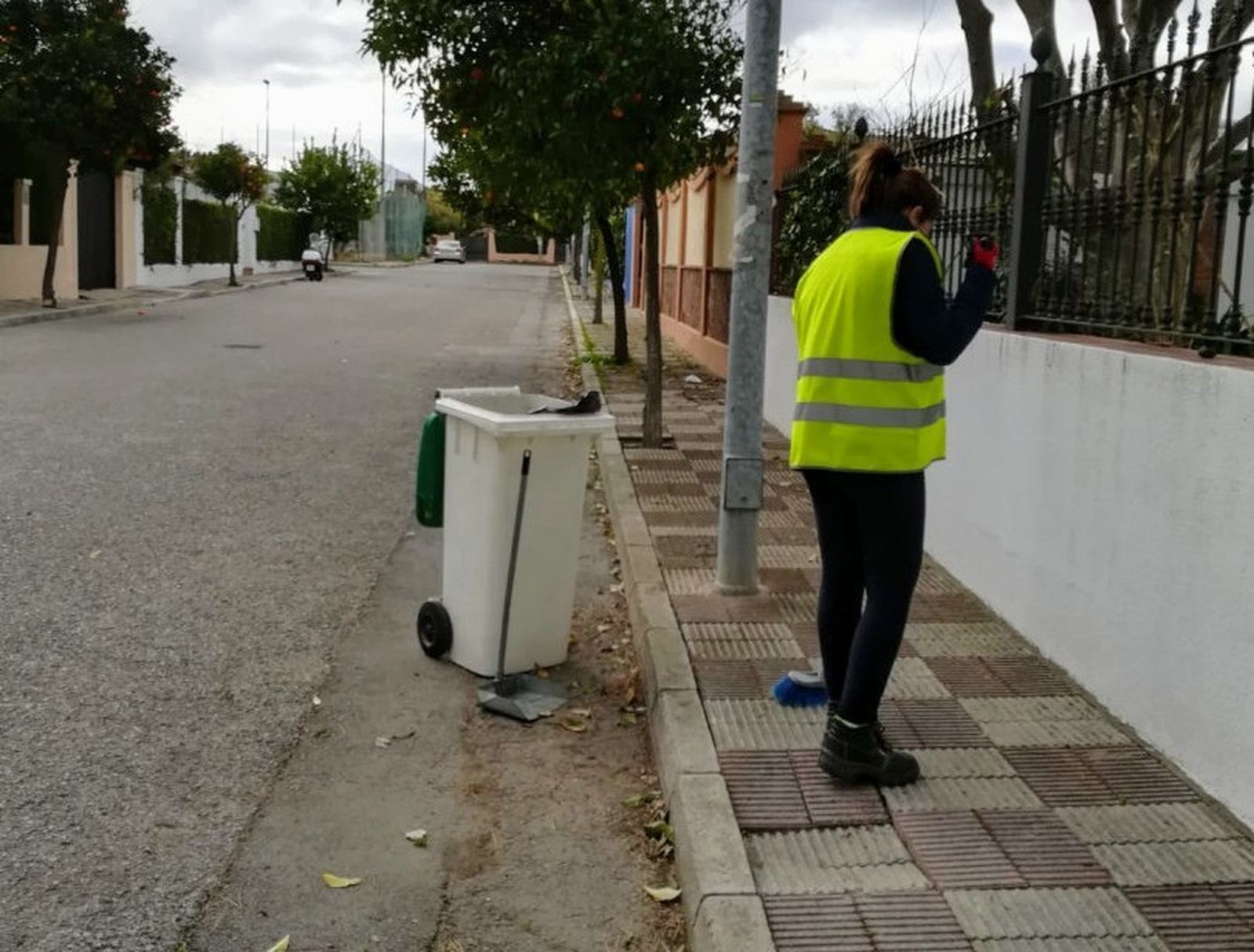 El personal de refuerzo se sumará a la plantilla de Emulisan, la empresa municipal de limpieza viaria.