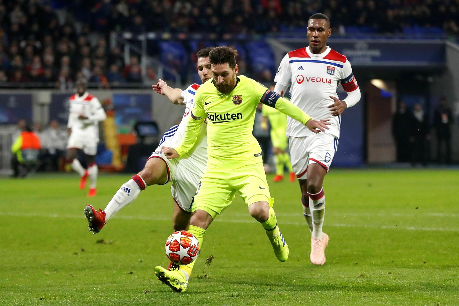 Las imágenes del Olympique de Lyon-FC Barcelona