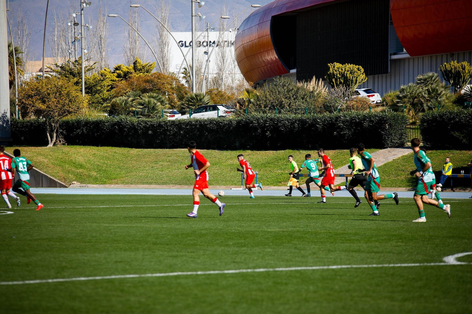 Las imágenes de Segunda RFEF entre Almeria B y recreativo de Granada
