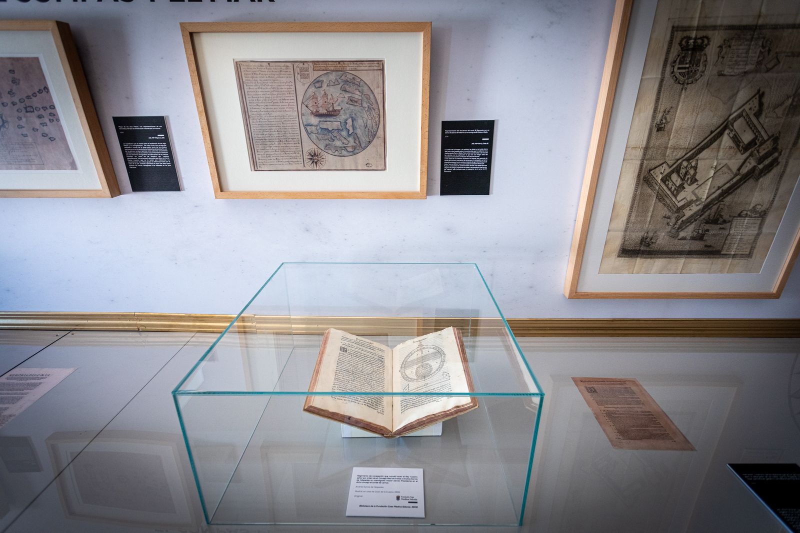 Imágenes de la exposición La fábrica del mundo en Sanlúcar