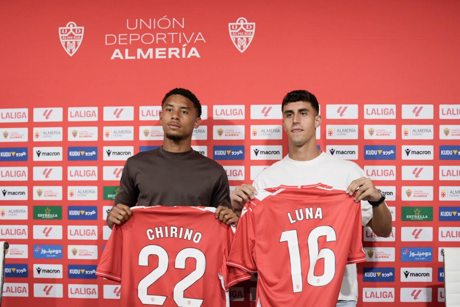 Las imágenes de la presentación de Marcos Luna y a Chirino UDA en Almería