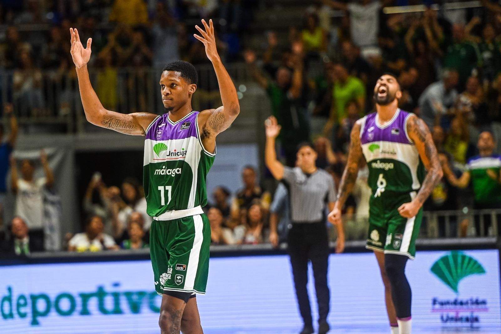 Tyson Carter y Lima celebran.