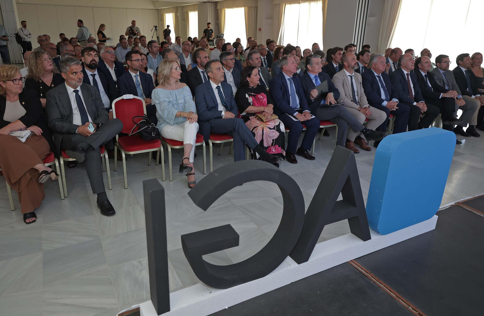 Fotos de la presentación de la Memoria de 2024 de la AGI en Guadacorte