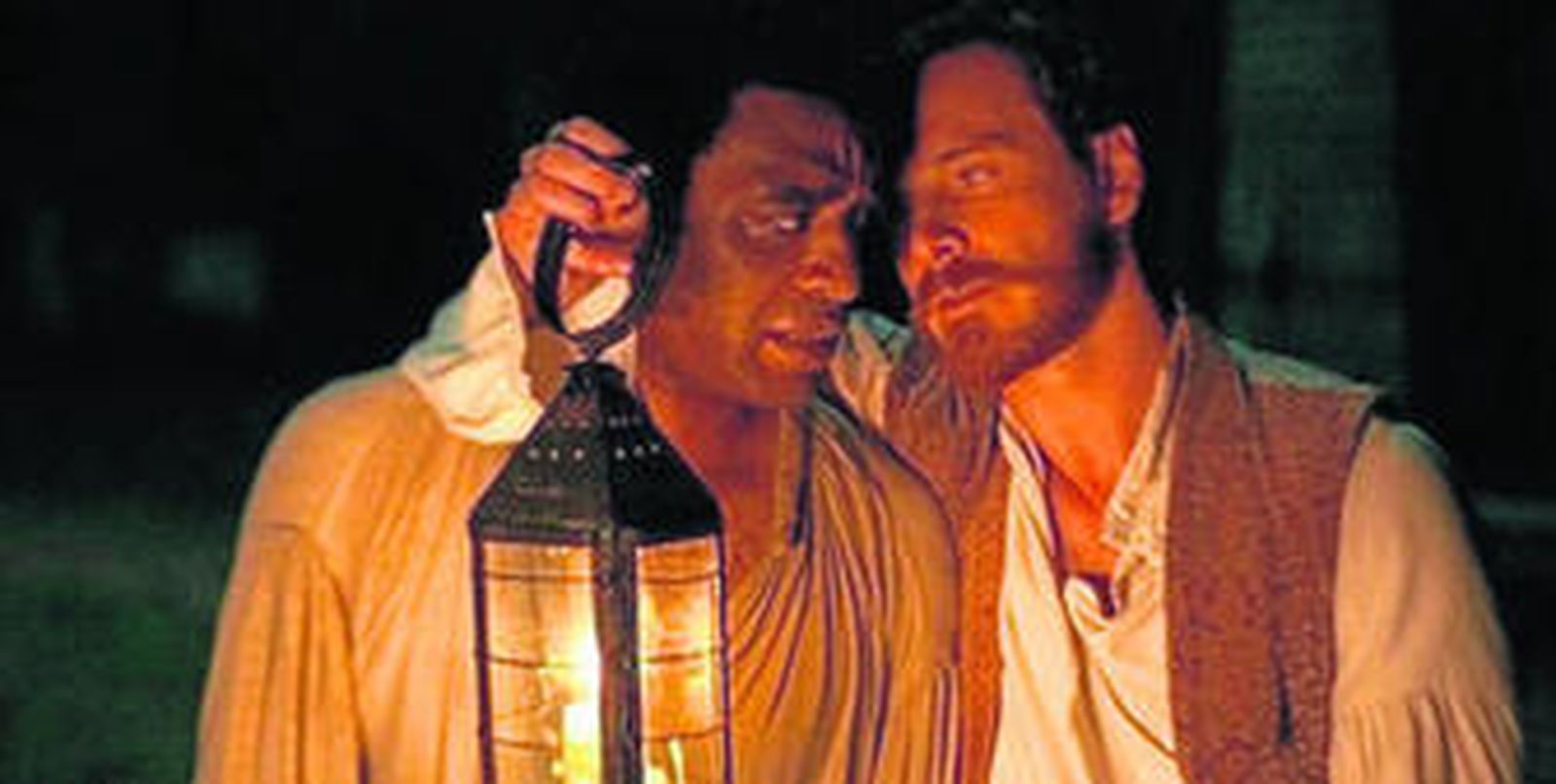 Todas las interpretaciones son excepcionales, pero sobresalen las de Ejiofor y  Fassbender, actor fetiche de McQueen.