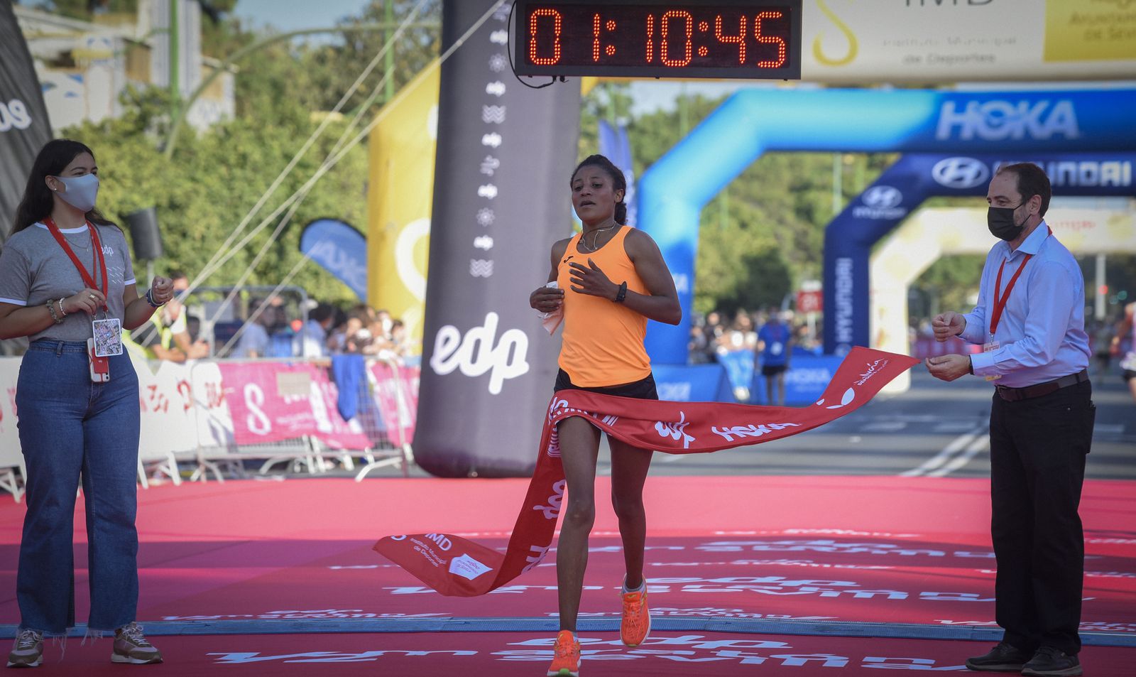 El Medio Maratón de Sevilla 2021, en imágenes