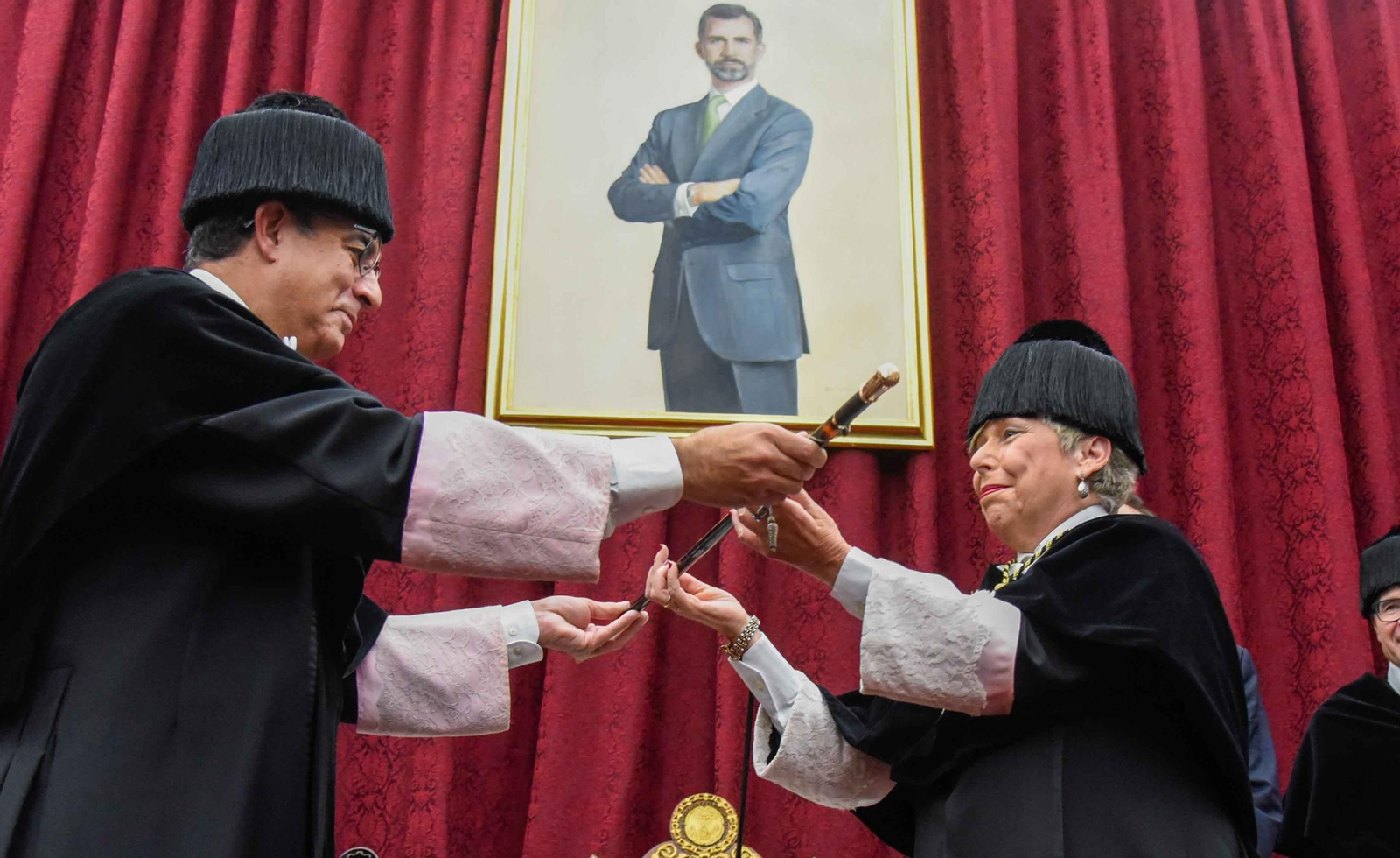 Acto de investidura de la nueva rectora de la US, Carmen Vargas