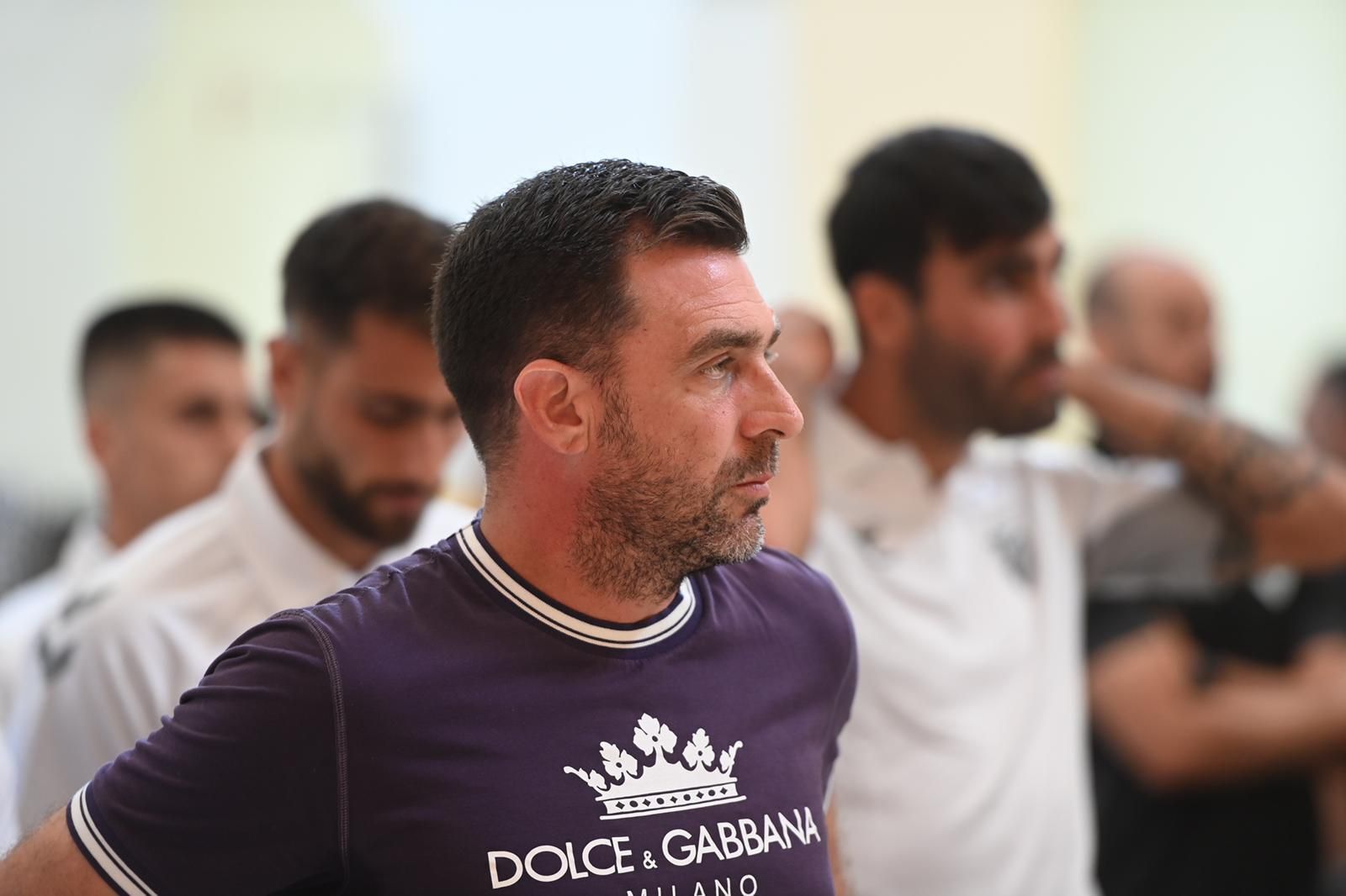 La ofrenda floral del Málaga CF a la Divina Pastora, en fotos