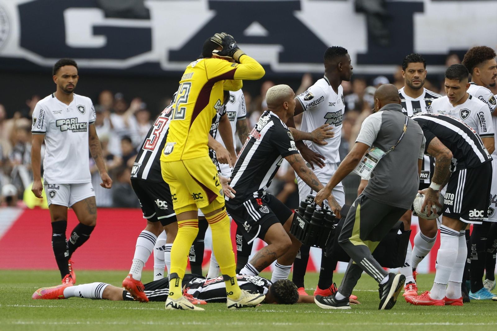 Las fotos de una final de la Libertadores histórica; Botafogo, campeón con 10, ante Atlético Mineiro