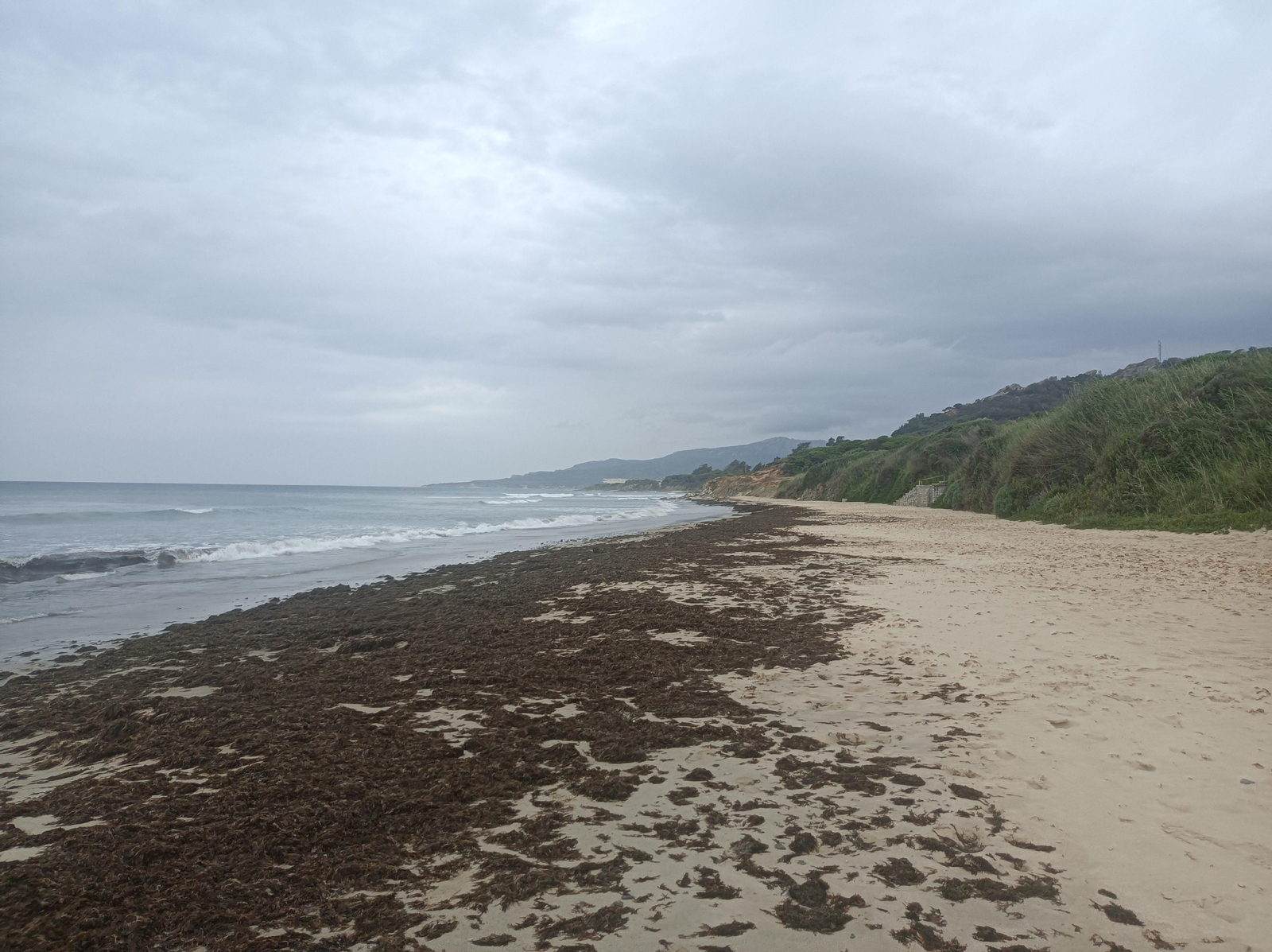 Nos colocamos en la orilla.
